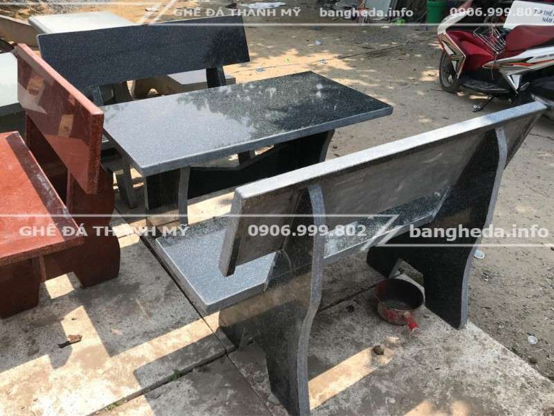 ban ghe da hoa cuong cho khong gian nha ban