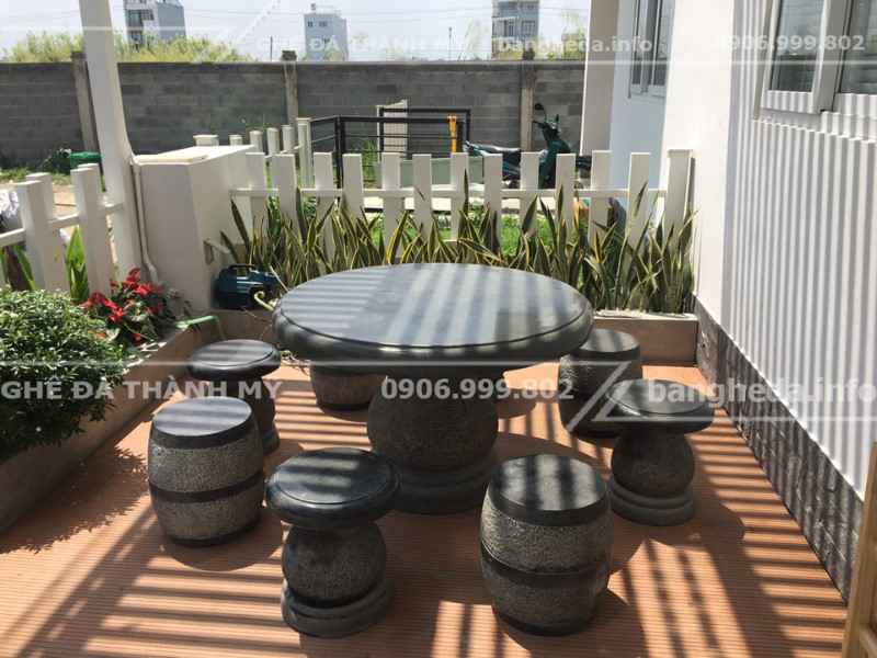 bán Bộ bàn ghế đá nguyên khối tại thành mỹ