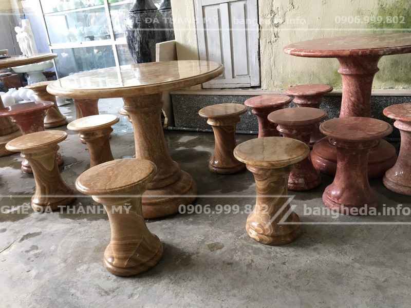 giá bộ bàn ghế đá tự nhiên 2