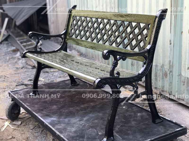 ghế sân vườn 1