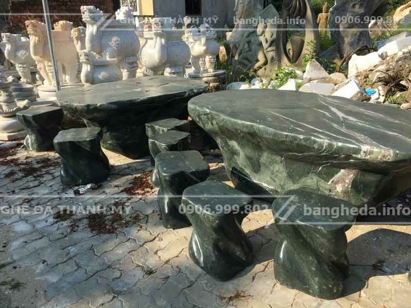 Bán bàn ghế đá tự nhiên tại Phú Quốc 3
