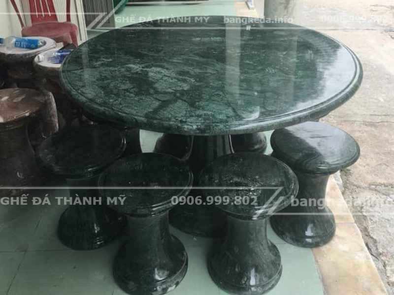 bộ bàn ghế đá sân vườn 1