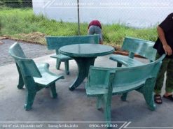 Bộ bàn ghế đá tròn xanh [4 ghế]