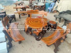 Bàn ghế đá giả gỗ sân vườn