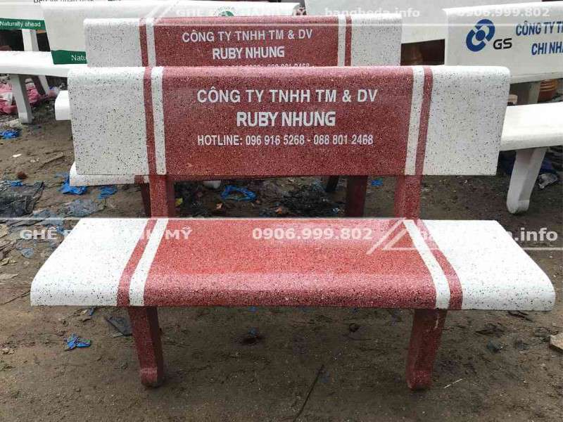 bộ bàn ghế đá tự nhiên 2