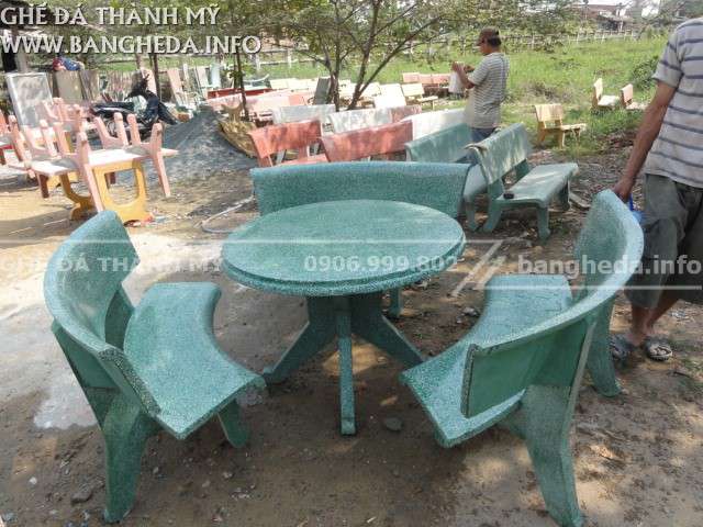 bộ bàn ghế đá