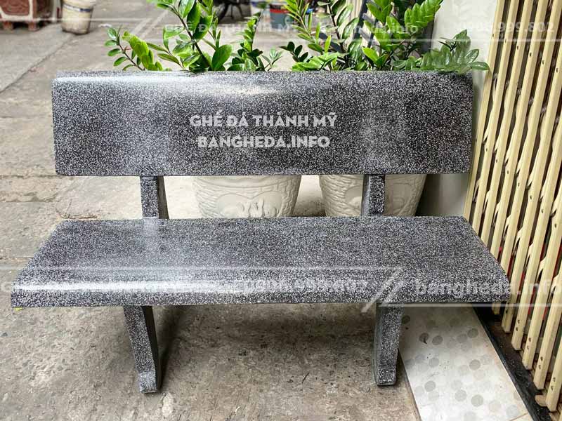 Giá ghế đá bao nhiêu?