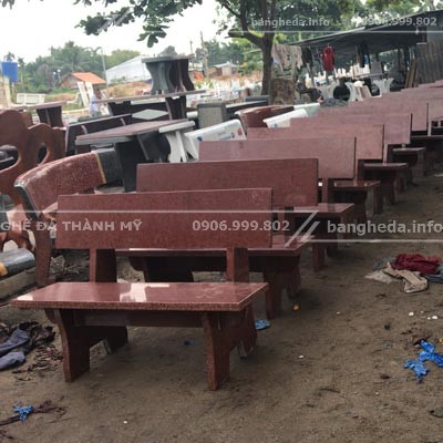 sản xuất hàng loạt ghế đá granite màu đỏ